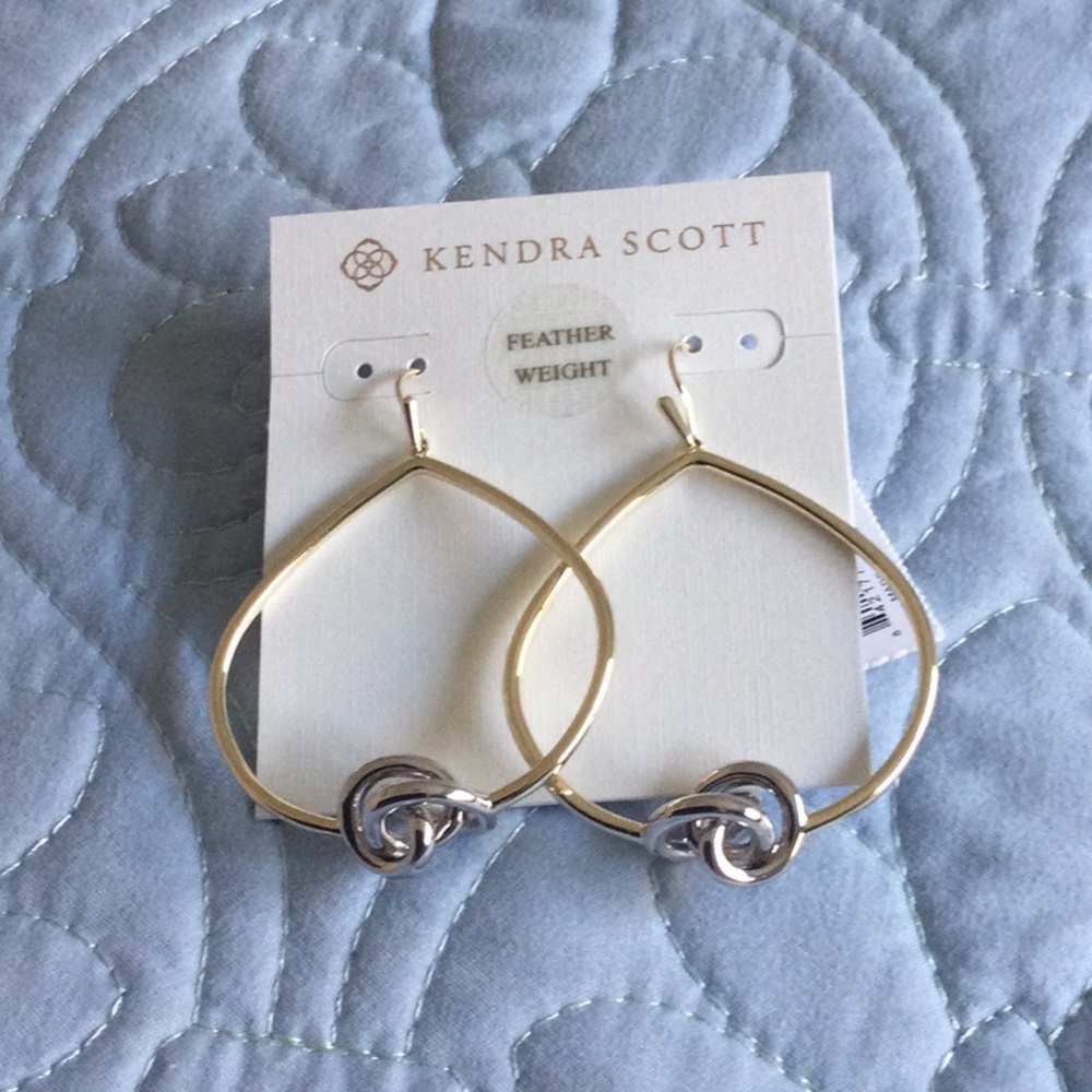 Kendra Scott Presleigh Love Knot Earrings NWT